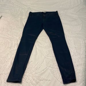 Vince coated skinny jeans. Lola Stovepipe. Size 31.